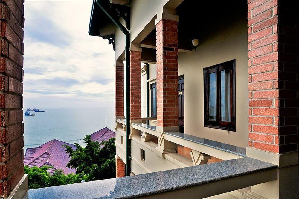 Beachfront Hotel Vung Tau Buitenkant foto