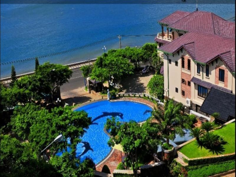 Beachfront Hotel Vung Tau Buitenkant foto