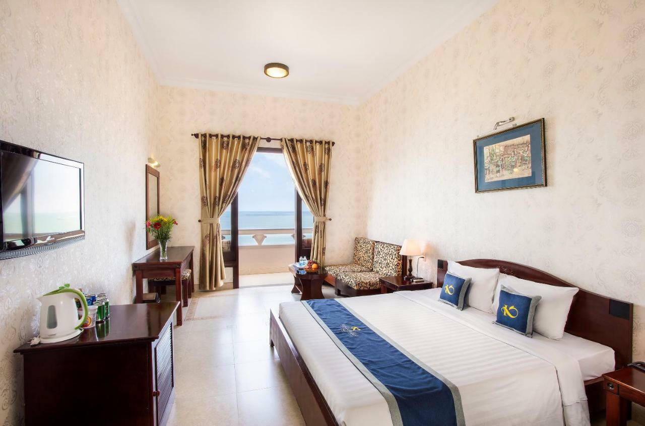 Beachfront Hotel Vung Tau Buitenkant foto
