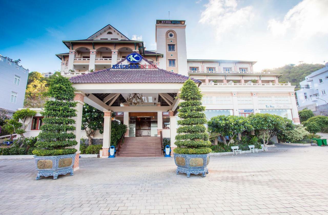 Beachfront Hotel Vung Tau Buitenkant foto